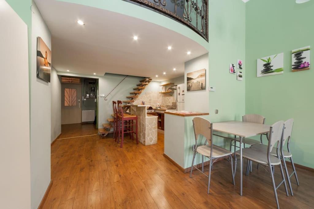 Main Street Apartment / Heart Of Bp Budapest Extérieur photo