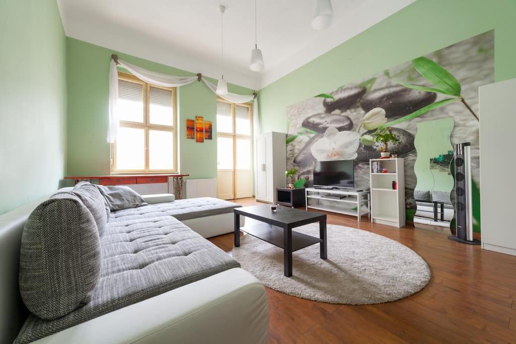 Main Street Apartment / Heart Of Bp Budapest Extérieur photo