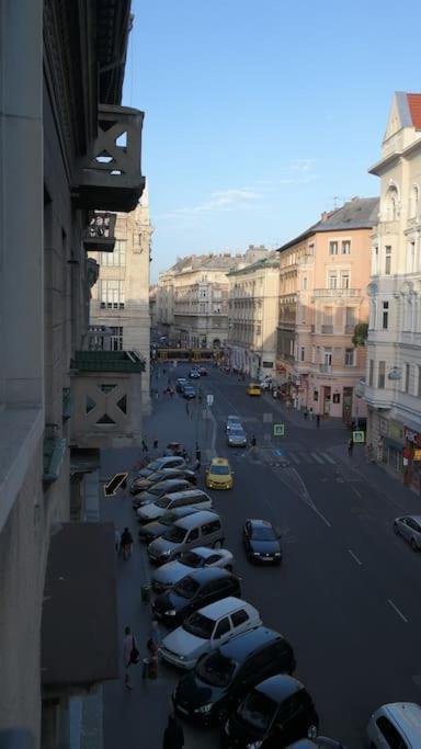 Main Street Apartment / Heart Of Bp Budapest Extérieur photo
